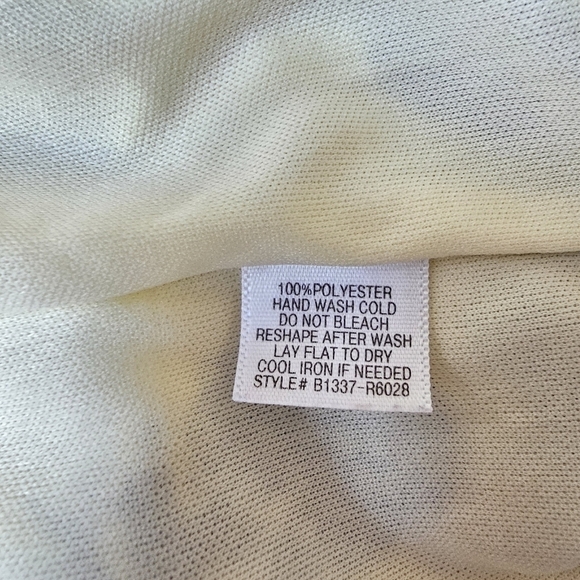 Upside Down Pineapple Print and Mother of Pearl Button Romper, Size Small - Picture 11 of 14